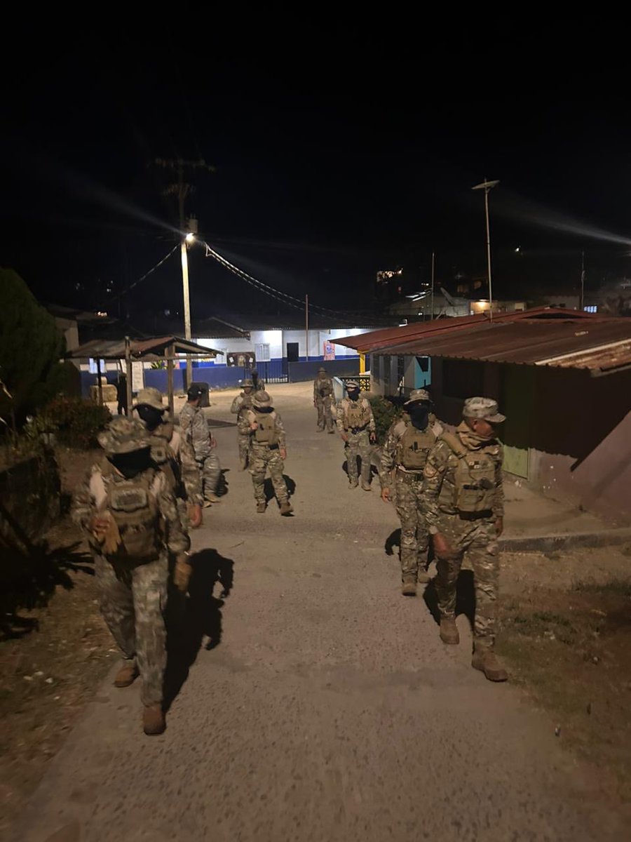 Servicio Nacional Aeronaval de Panamá tweet media