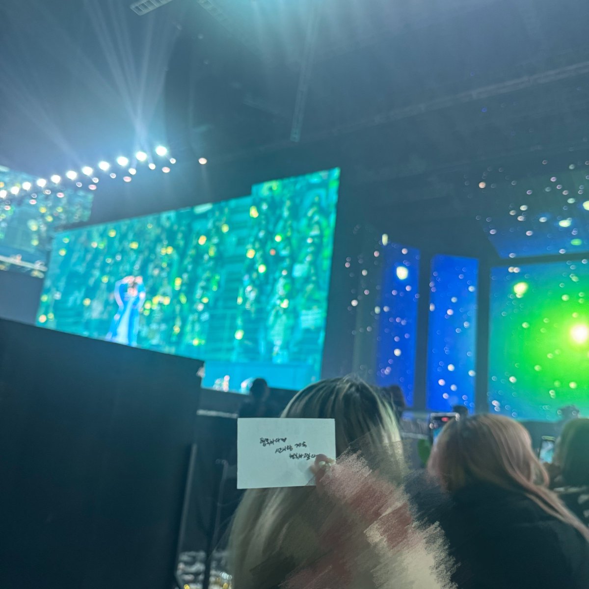 ®️🐰ྀི tweet media