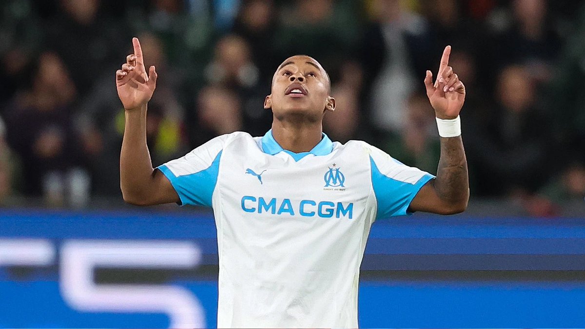 🚨Gouiri sur Paixão :

« Je suis vraiment très heureux pour lui. Il est arrivé en étant blessé, dans un nouveau championnat qui demande forcément un temps d’adaptation. 

Aujourd’hui, on sent qu’il est épanoui et qu’il prend énormément de plaisir sur le terrain. 

C’est d’autant