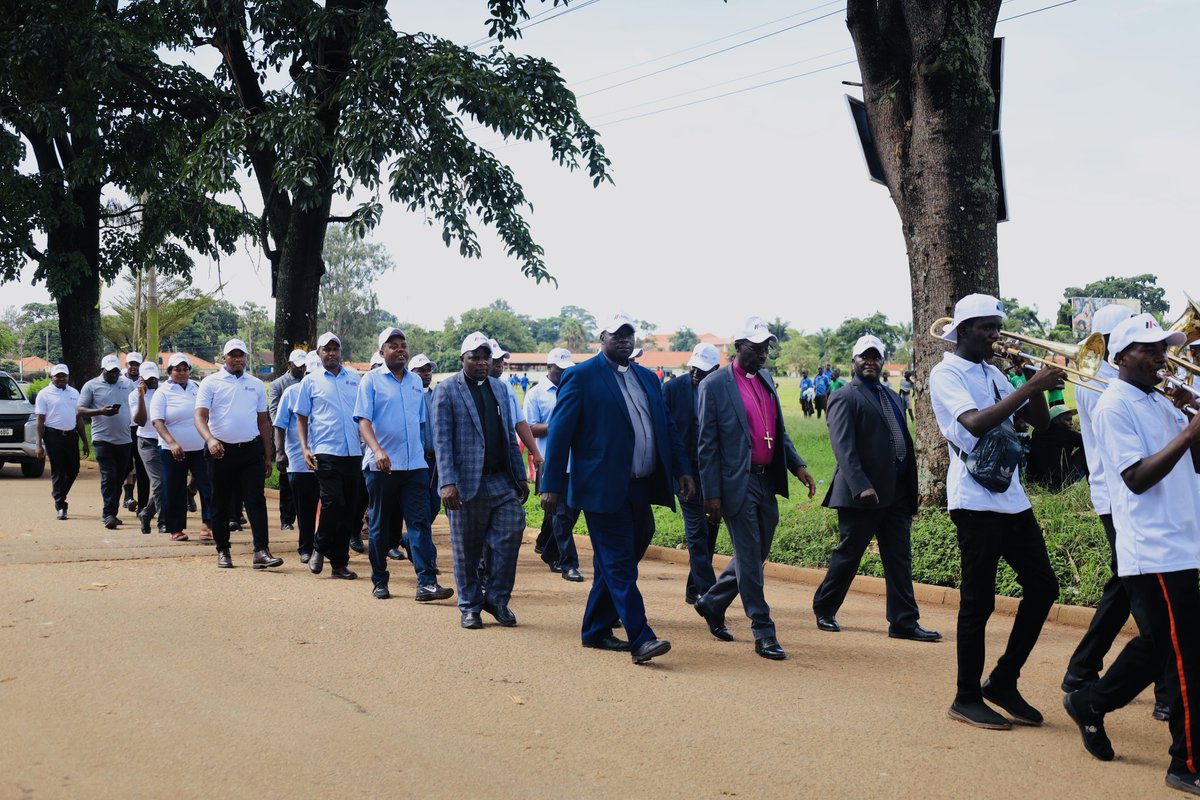 MillenniumSacco's tweet photo. Today, Hoima asked for water!!! 😉
Millennium Sacco 2012 Branch Officially opened.
We give all the glory back to God for this Milestone!!!!
#hoimacity #oilcity #bunyoro #millenniumsacco2012 #unityfordevelopment #financeandinvestment #CommunityEmpowerment #financialliteracy https://t.co/OinSzl7wp8