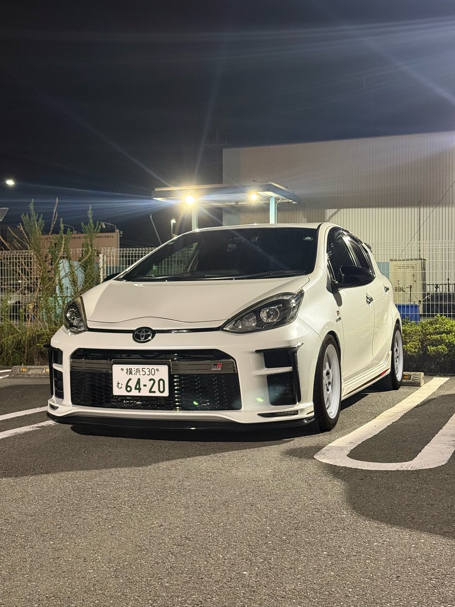 いしげ tweet media