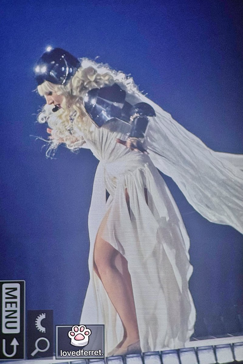 ʟᴏᴠᴇᴅ ғᴇʀʀᴇᴛ. tweet media