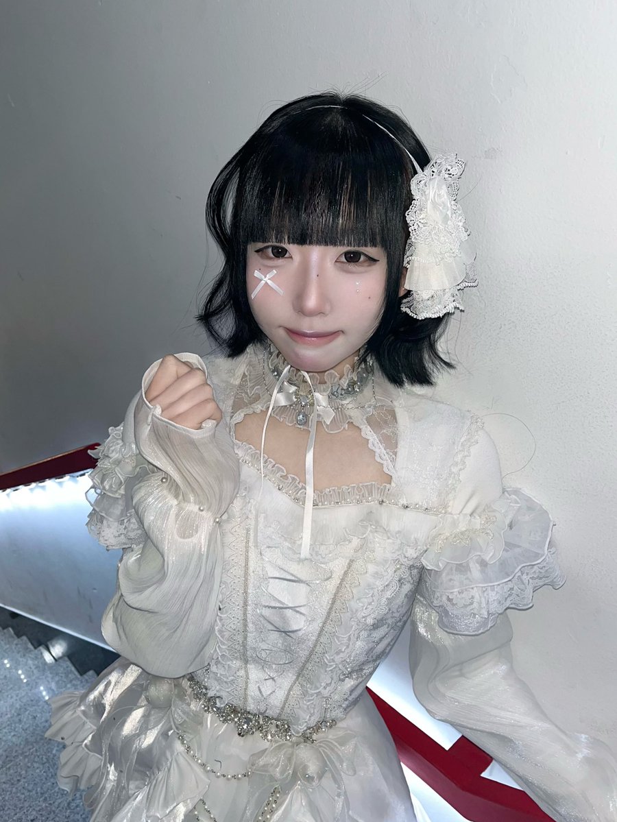 요루 よる💤 tweet media