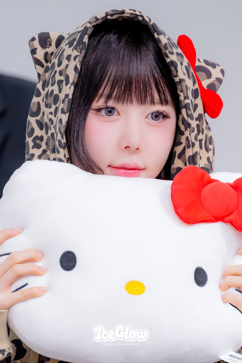 𝐈𝐜𝐞𝐆𝐥𝐨𝐰 tweet media