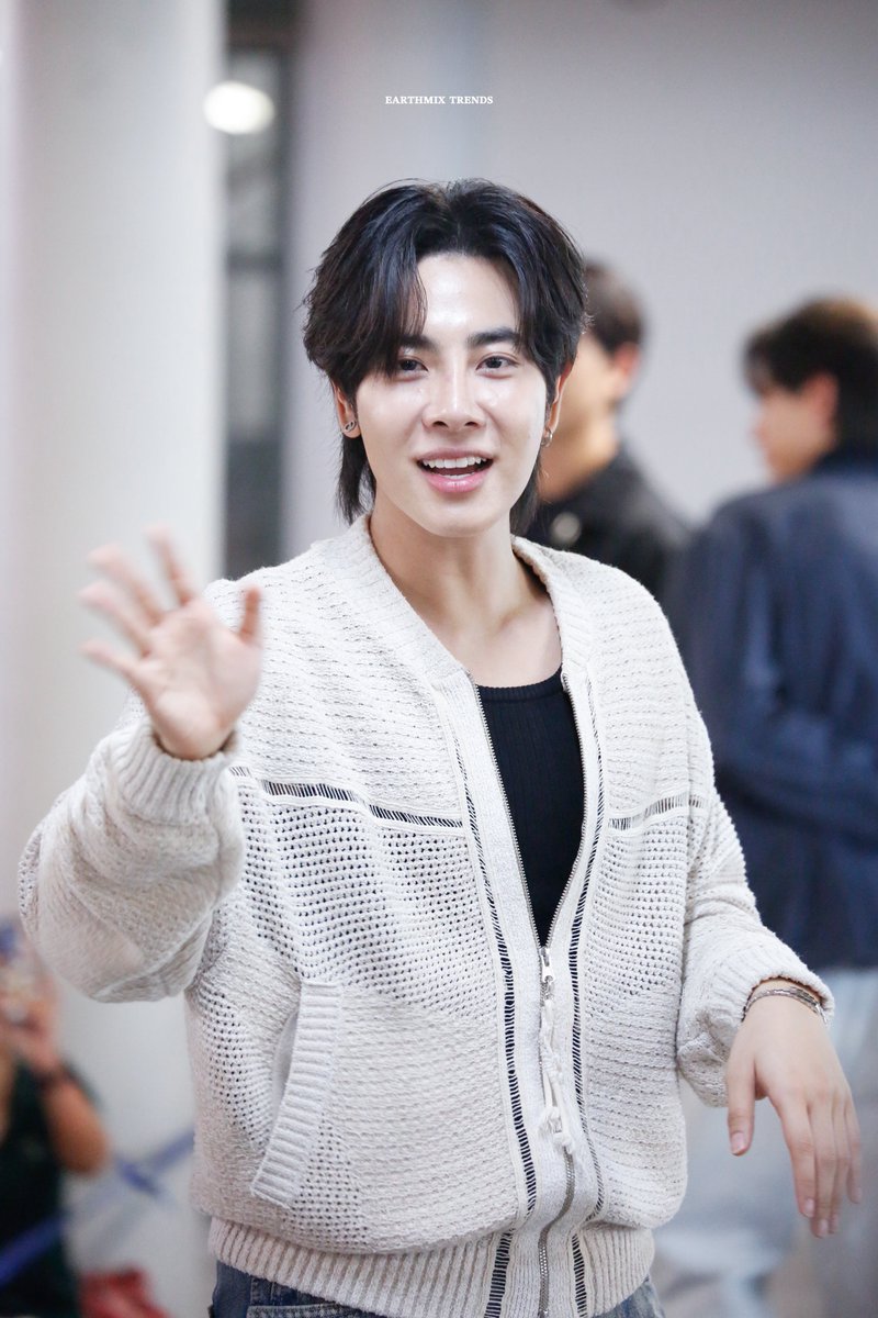 คิดถึงที่สุดเลยค้าบ 🤎❤️

#Flex1045xOnlyFriendsDreamOn
#เอิร์ทมิกซ์ #EarthMix