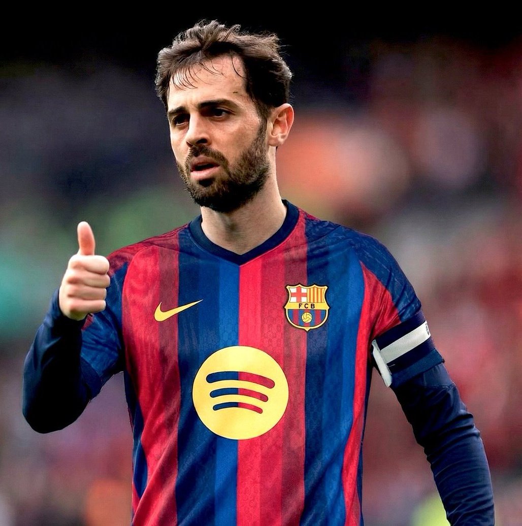 𝖤𝖫 𝖯𝖱𝖤𝖲𝖨𝖣𝖤𝖭𝖳 tweet media