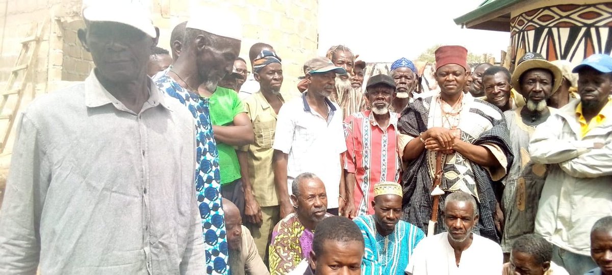 ManyoroState's tweet photo. YARA PIO PE PWAKWEAH ATUDIWE ATUDIPARE MANCHI III 
PARAMOUNT CHIEF OF MANYORO - celebrates UNITY DAY WITH WANJOKO in Manyoro Traditional Area. https://t.co/a3lIDs91UG
