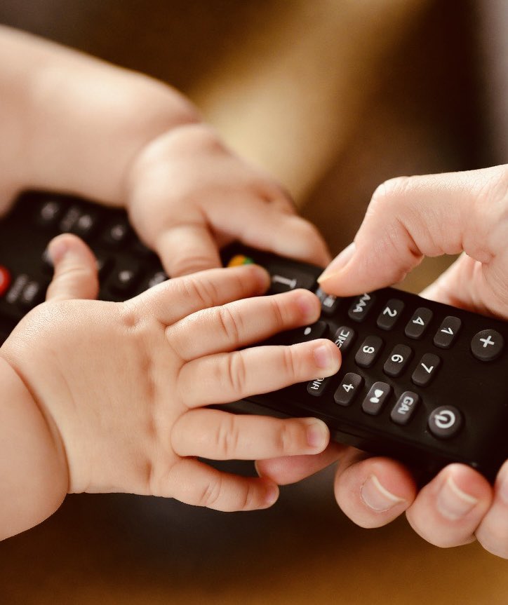 RuthHartes's tweet image. One fun thing about living with in-laws:  

watching goofy things on their YouTube accounts and completely messing up their algorithm 😉😂  

Multigenerational families, what’s the funniest (or most chaotic) perk of sharing a roof? #MomLife #MulticulturalFamily #FamilyFirst