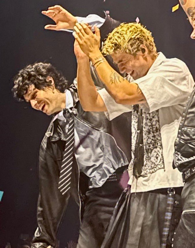 daily cake ✮ tweet media