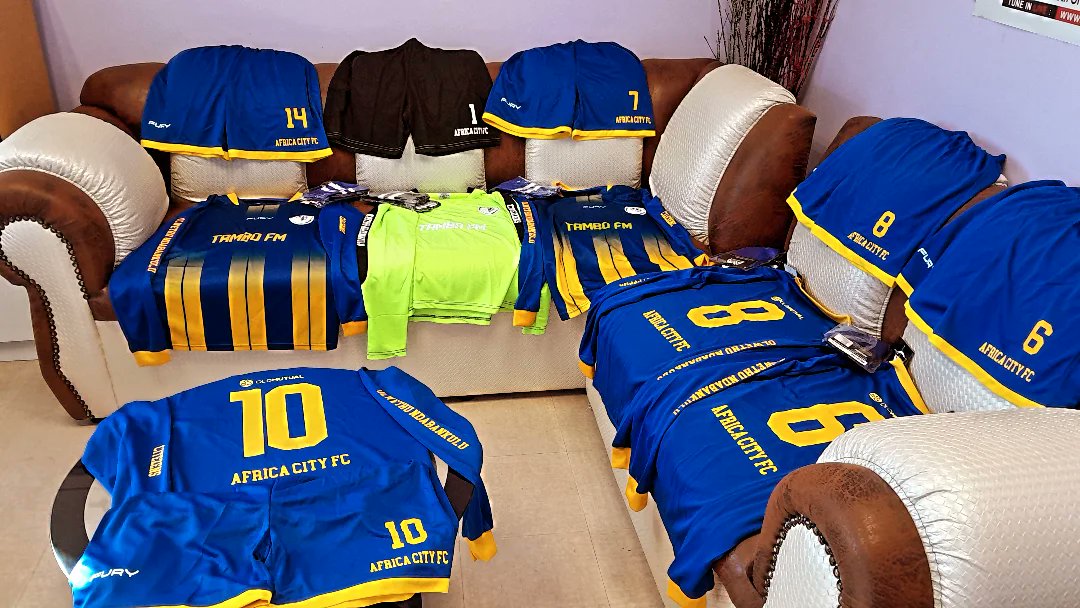 TAMBO FM🇿🇦 tweet media