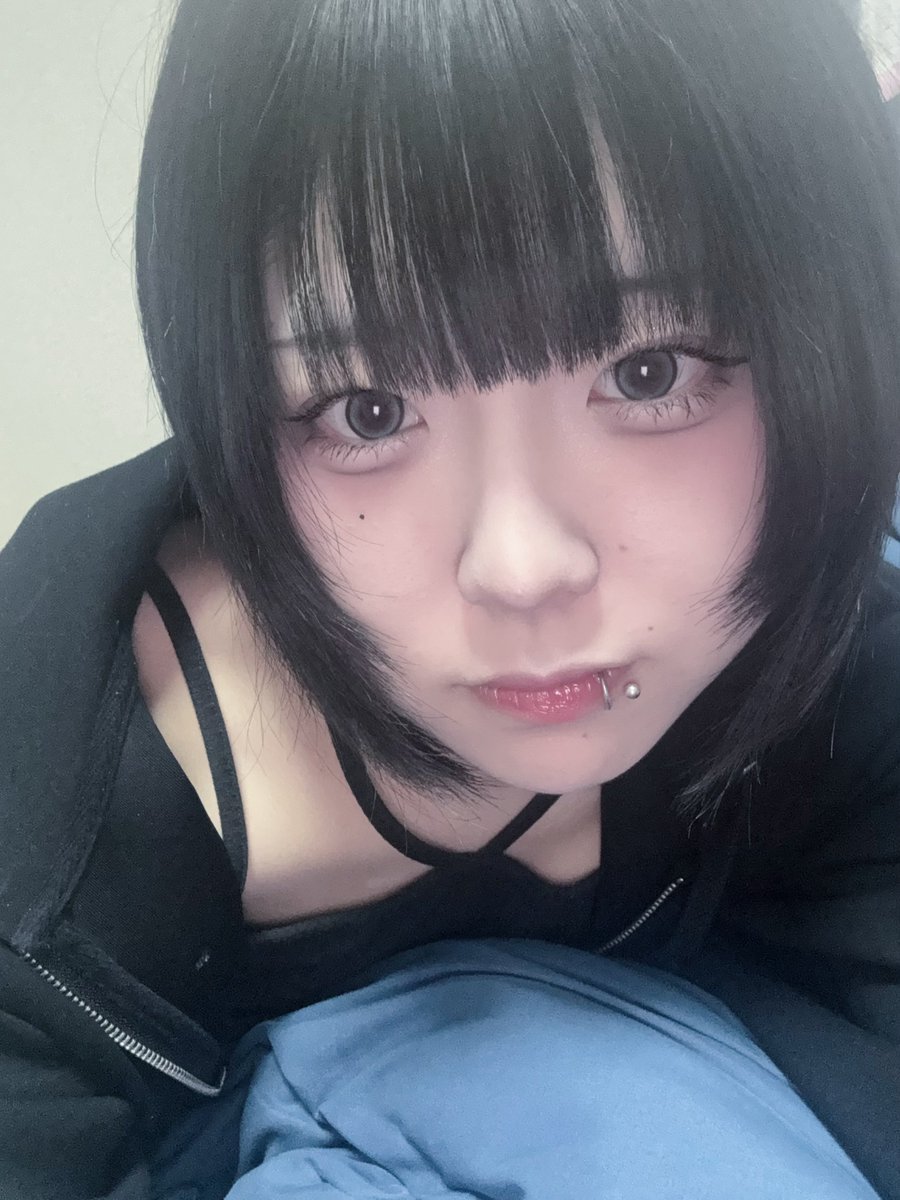 ねお tweet media