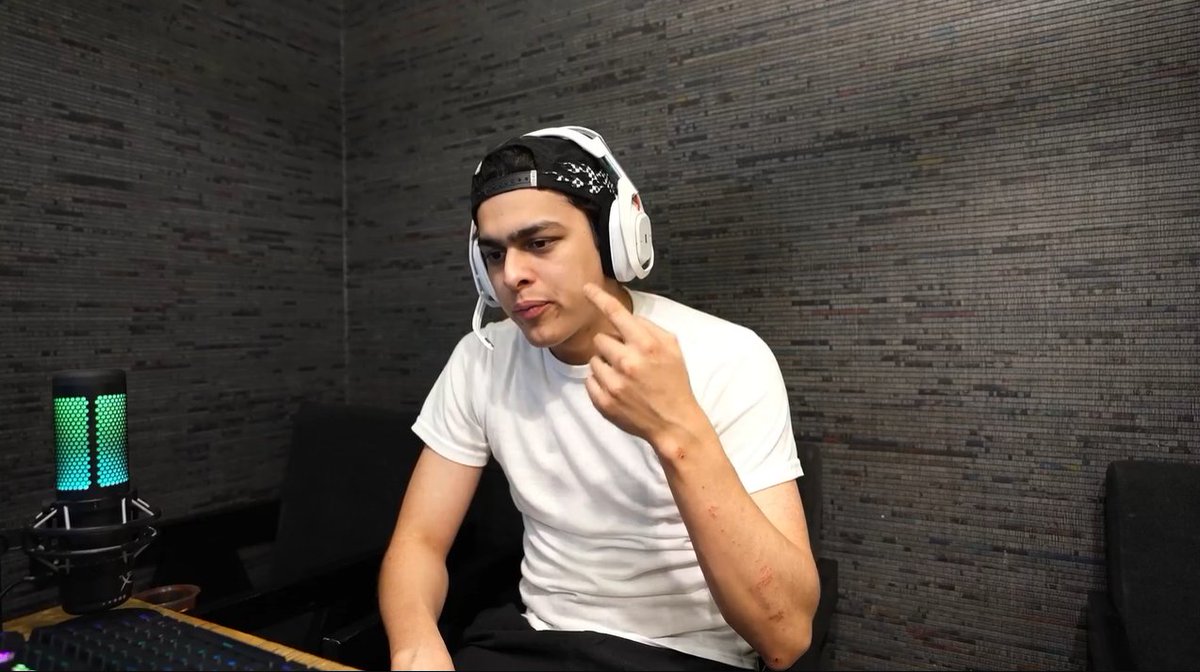 TVTOP España tweet media