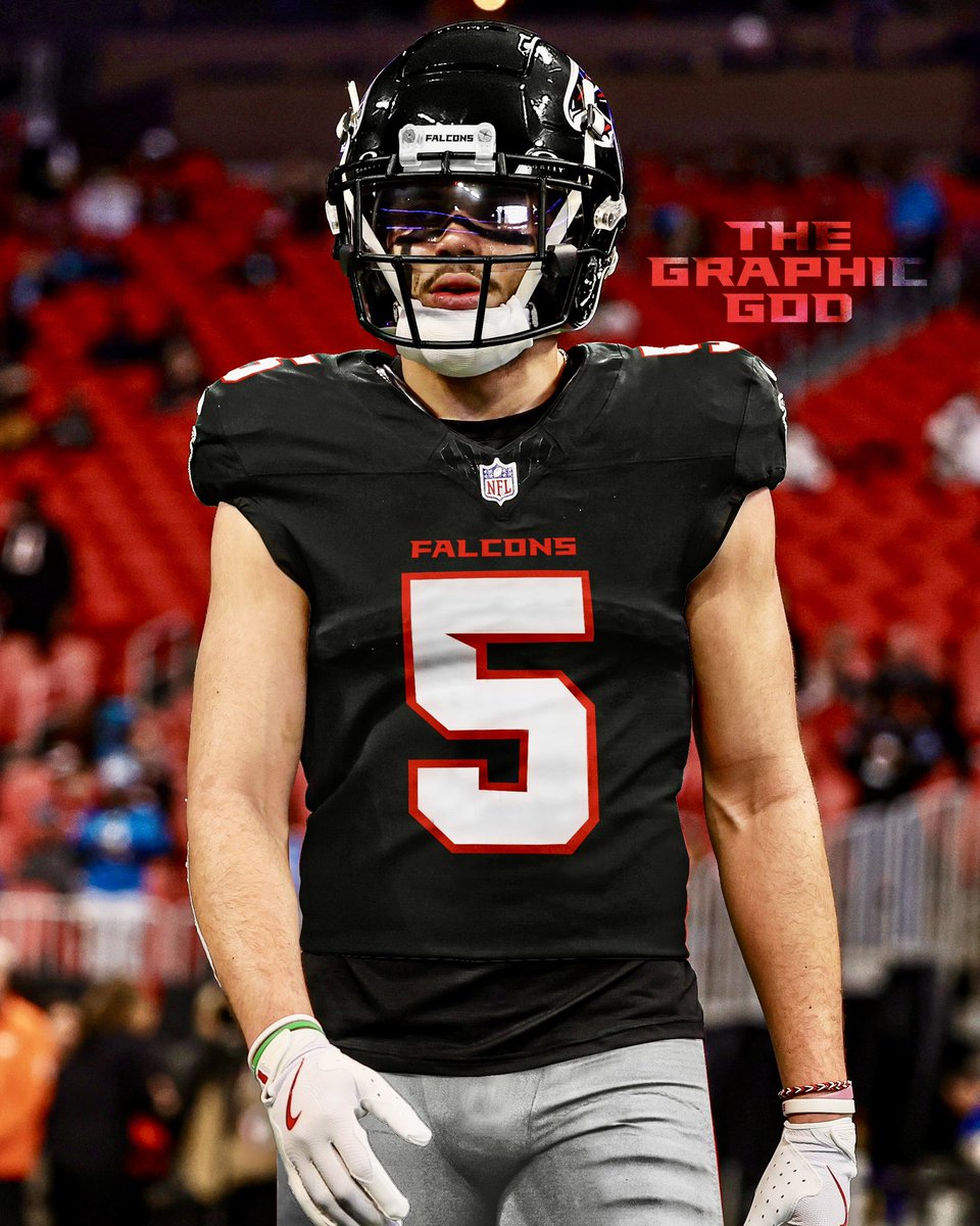 The Graphic God tweet media