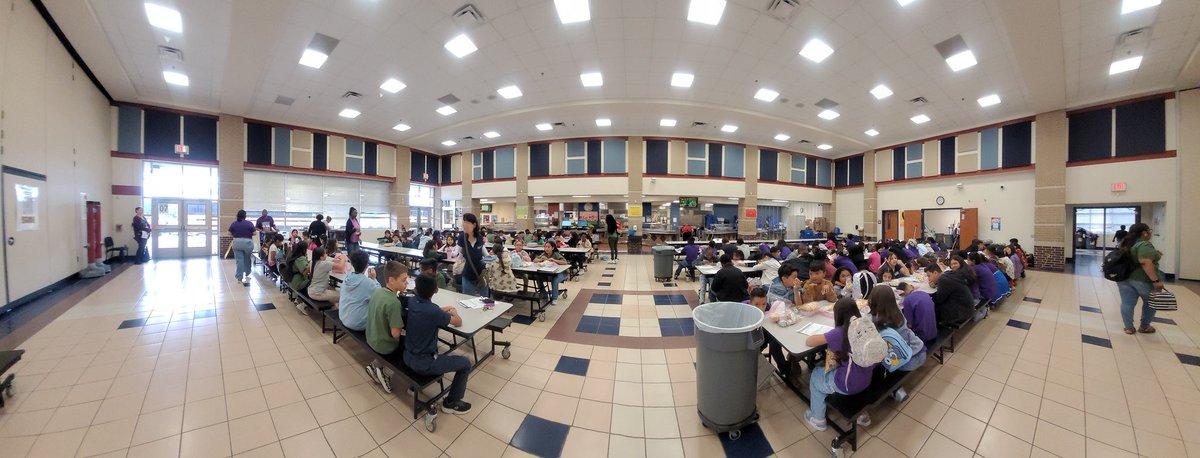 DTWPROUD88's tweet photo. Extremely grateful for our PTO who provided lunch for our scholars attending Junior Achievement BizTown. #ourPTOisbetterthanyours #truepartners https://t.co/igsx3Rgqbs