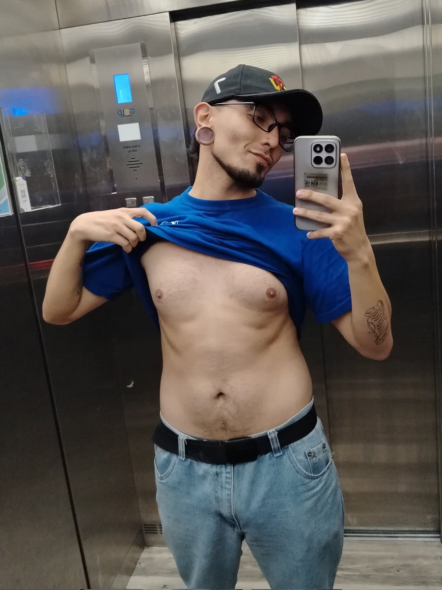 👹santiago😏 tweet media