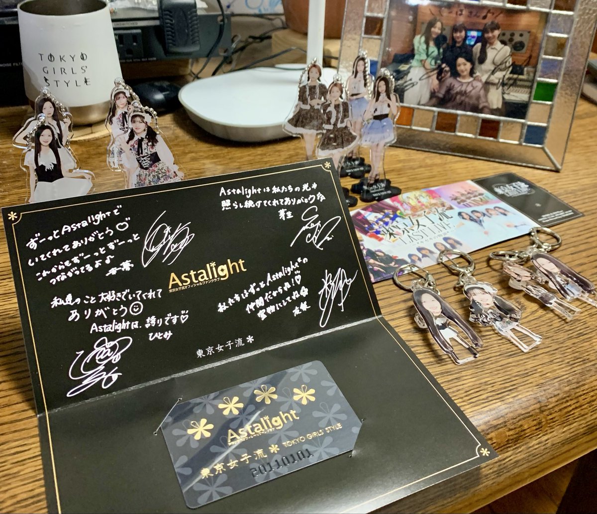 awaTGS's tweet photo. 東京女子流のLAST LIVE無事見届けられてよかったです。音楽を標榜するグループにおいて16年間研鑽を重ね続け進化されたこと、並大抵のことではありません。メンバーの皆様に敬意を表するとともに、新たな旅立ちが幸せなものとなりますよう祈願いたします。今まで本当にありがとうございました。 https://t.co/cbP5iAEBPJ