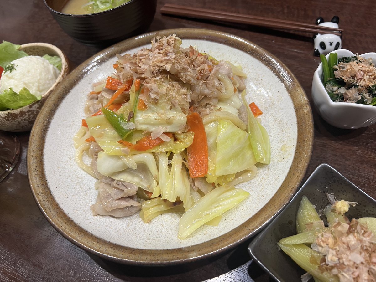 める♩ tweet media