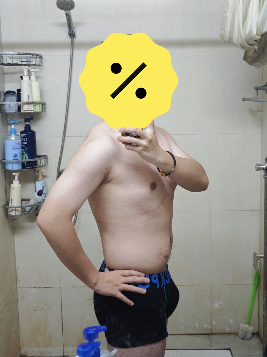 Conredlovedick's tweet photo. 这么胖啥意思。 https://t.co/P98psaUNwe