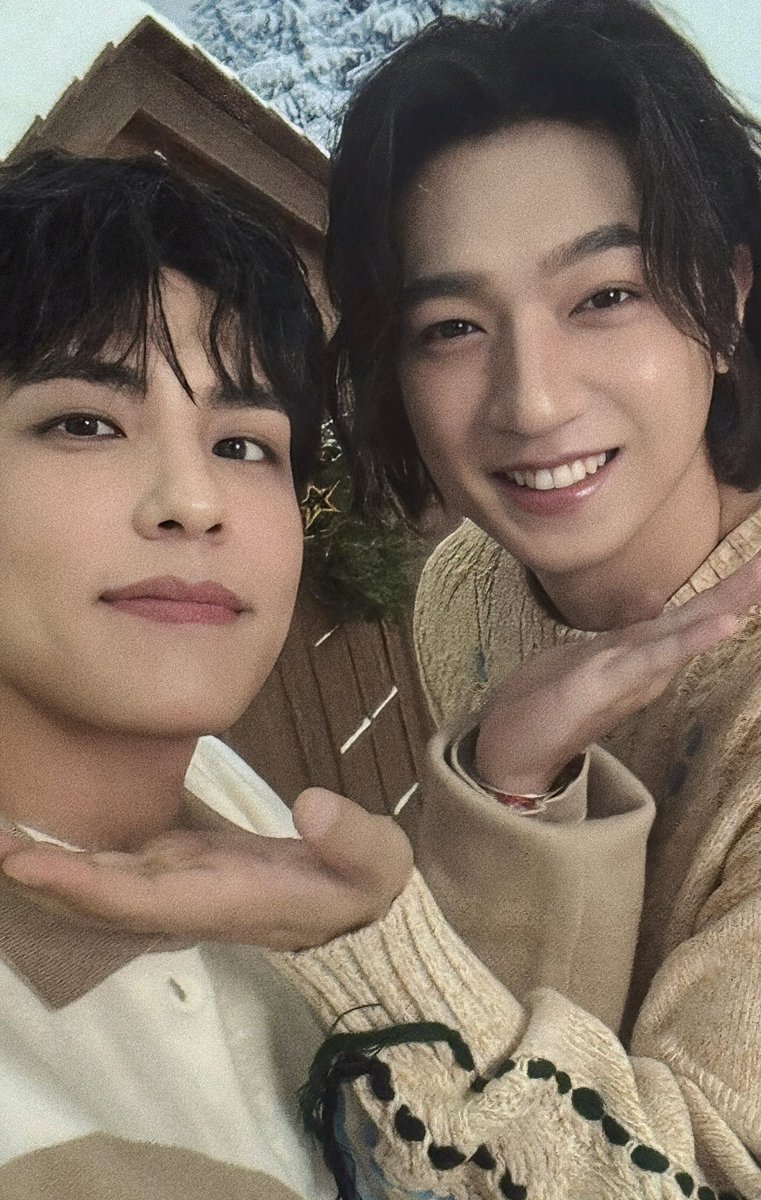 rox 🧸🍓 tweet media