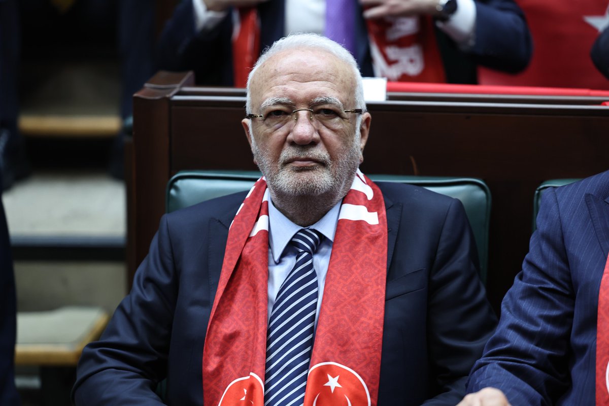 mustafaelitas's tweet photo. 🗓️ 1 Nisan 2026
📍 TBMM Grup Toplantısı 

Genel Başkanımız ve Cumhurbaşkanımız Sayın @RTErdogan'ın teşrifleriyle Partimizin TBMM Grup Toplantısını gerçekleştirdik.

Grup Toplantımızın demokrasimize, memleketimize ve milletimize hayırlı neticelere vesile olmasını diliyorum. https://t.co/Sy3o6Sw2Rc