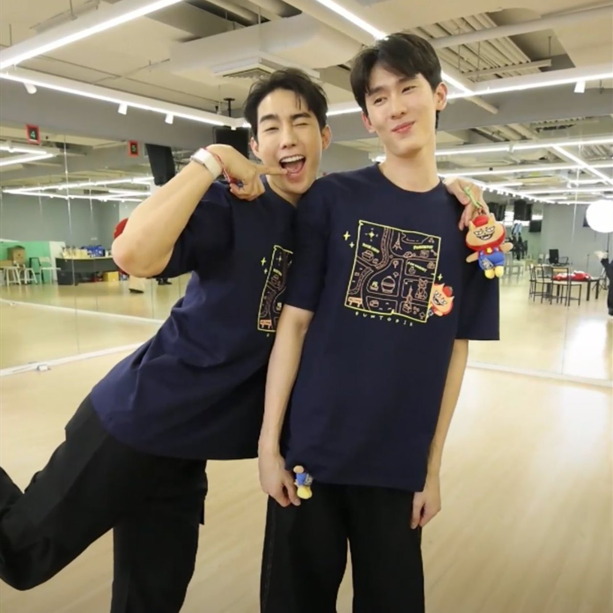 pika (busy) 🦊🍡🇵🇸 tweet media