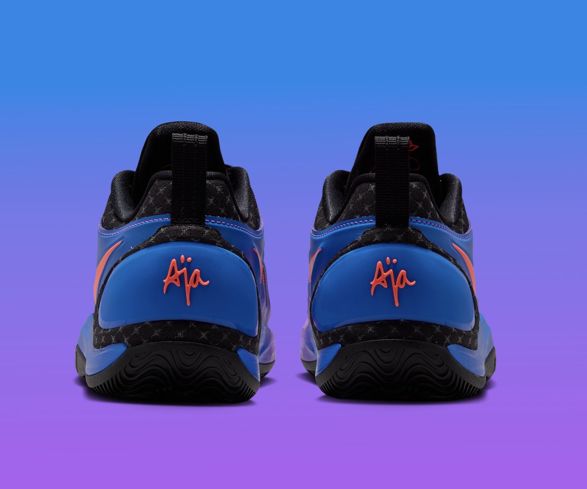 JustFreshKicks tweet media