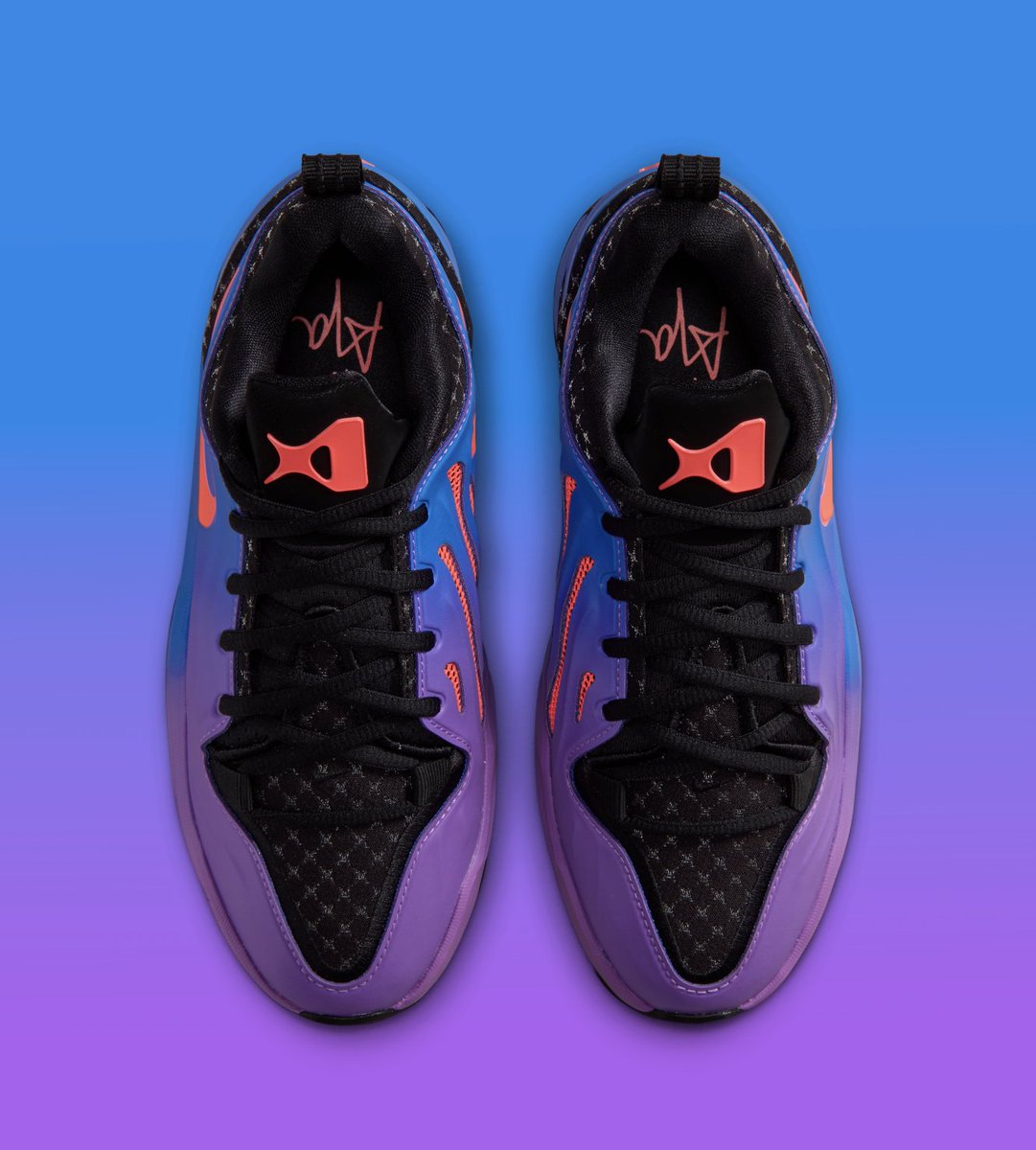 JustFreshKicks tweet media