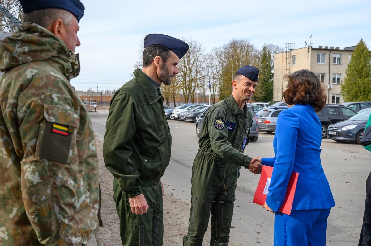 France en Lituanie 🇫🇷🇪🇺 tweet media