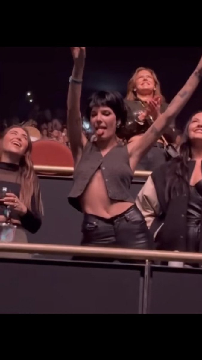 marisa 🪓✰ ‎𖦹 ✮⋆˙ ⛰︎ tweet media