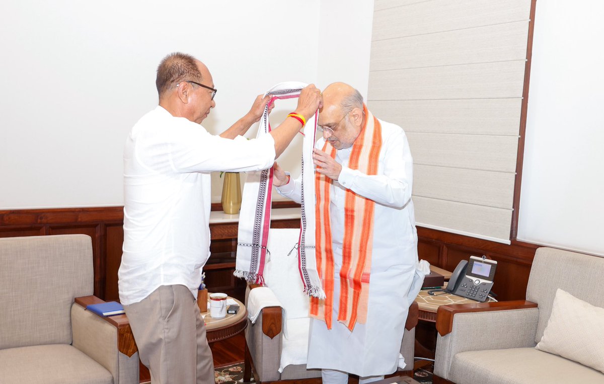 गृहमंत्री कार्यालय, HMO India tweet media