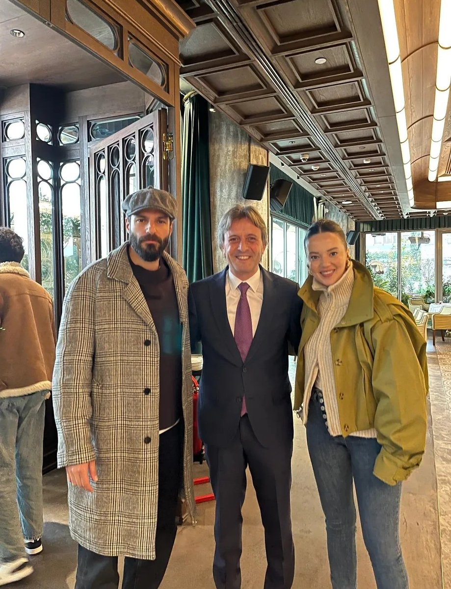 𝓜𝓪𝓻𝔂 🌸 Ö𝓩𝓢𝓔𝓡 📌 Ö𝔃𝓰𝓮 & 𝓢𝓮𝓻𝓴𝓪𝓷 🌸 tweet media