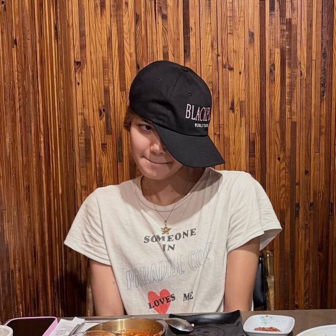 ppeuchin ッ tweet media