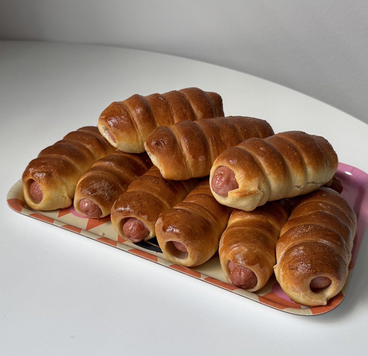 австрийская милка tweet media