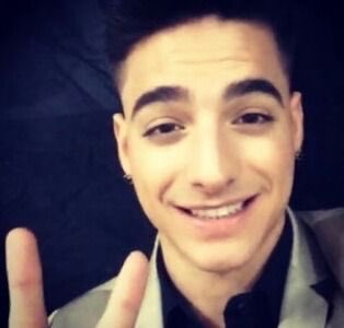 kiki Azul tweet media