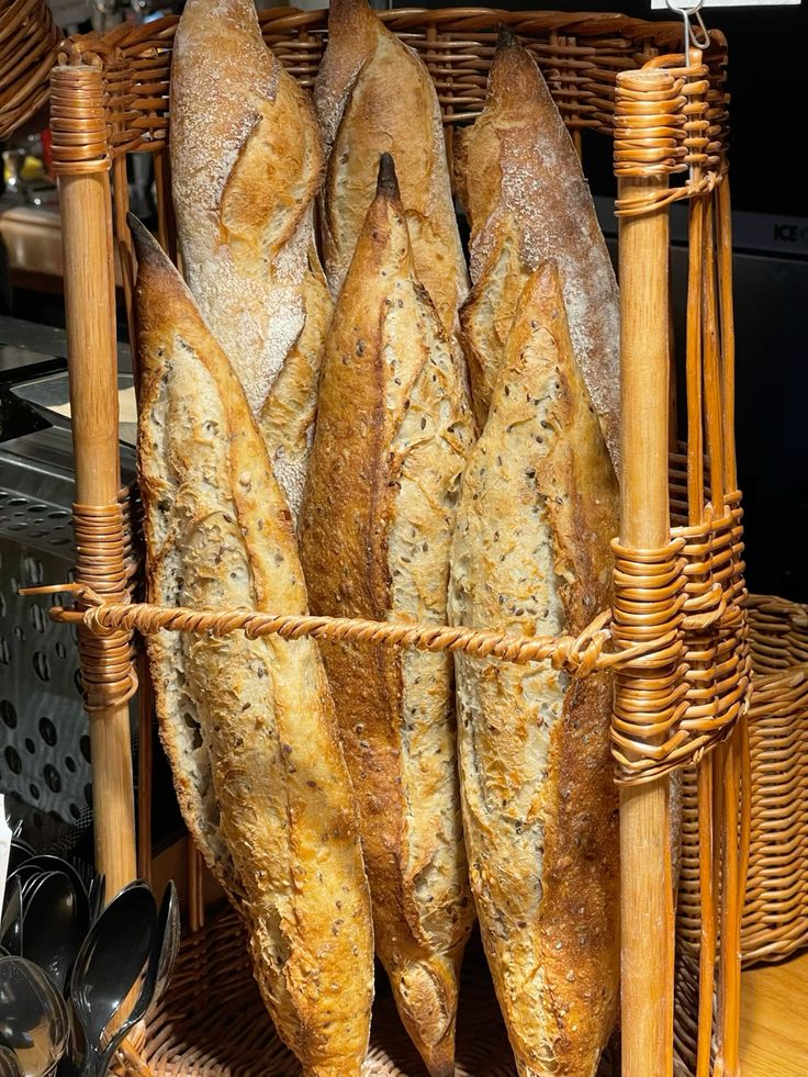 . ݁˖ . ݁݁🥖 WED, APR 1 #FoodPoll 
BAGUETTE FOOD POLL SERIES . ݁˖ . ݁݁🥖