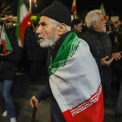 موژی tweet media