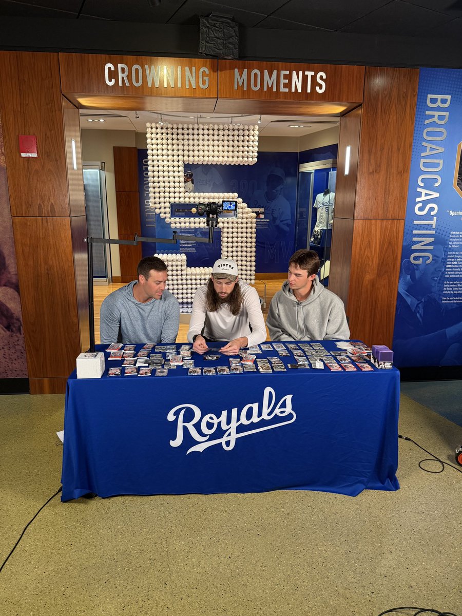 TheCardLifeTV tweet media