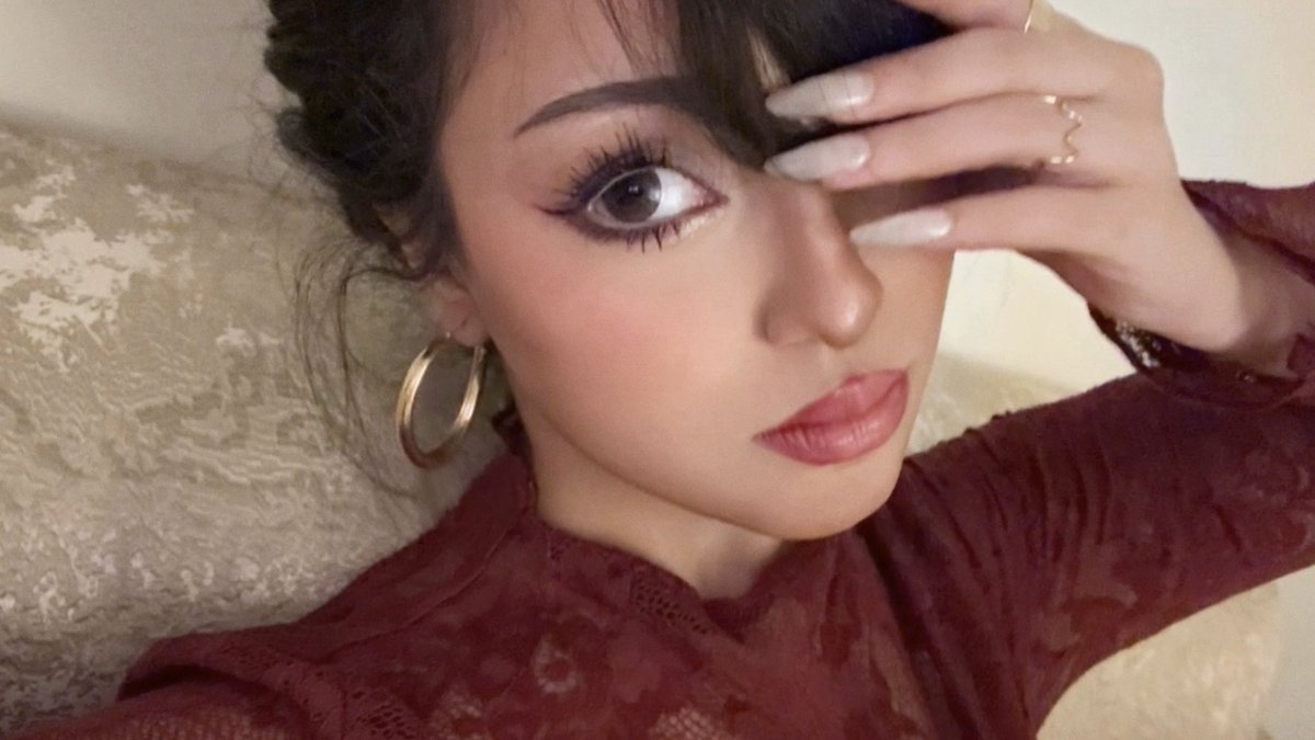 𝒮̶ugarrr tweet media