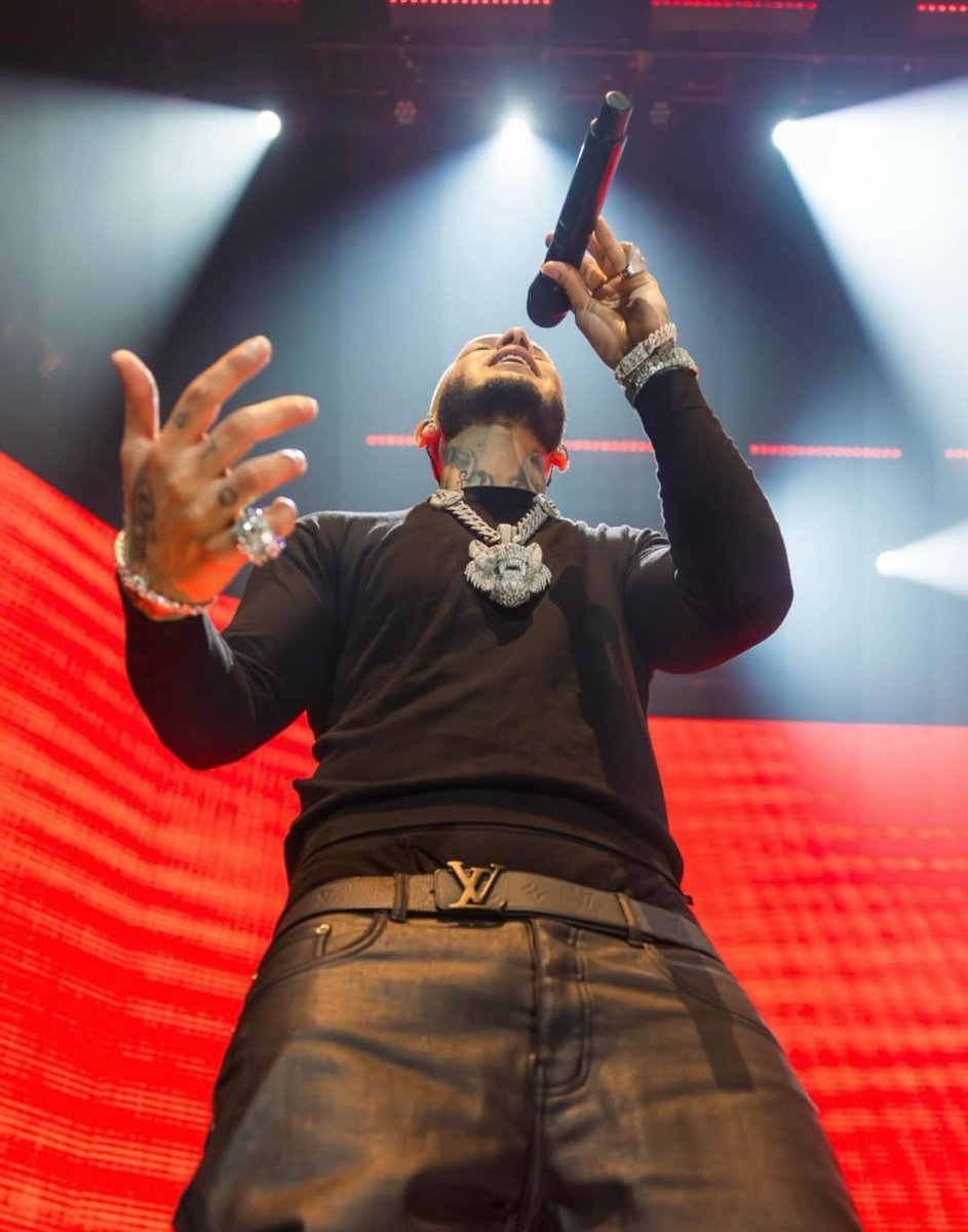 LosLobosDeRoa tweet media