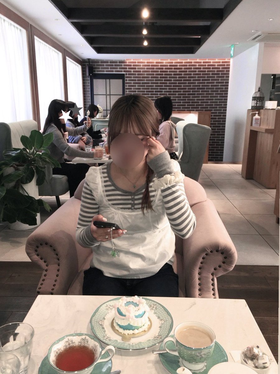 🍓🍒 tweet media