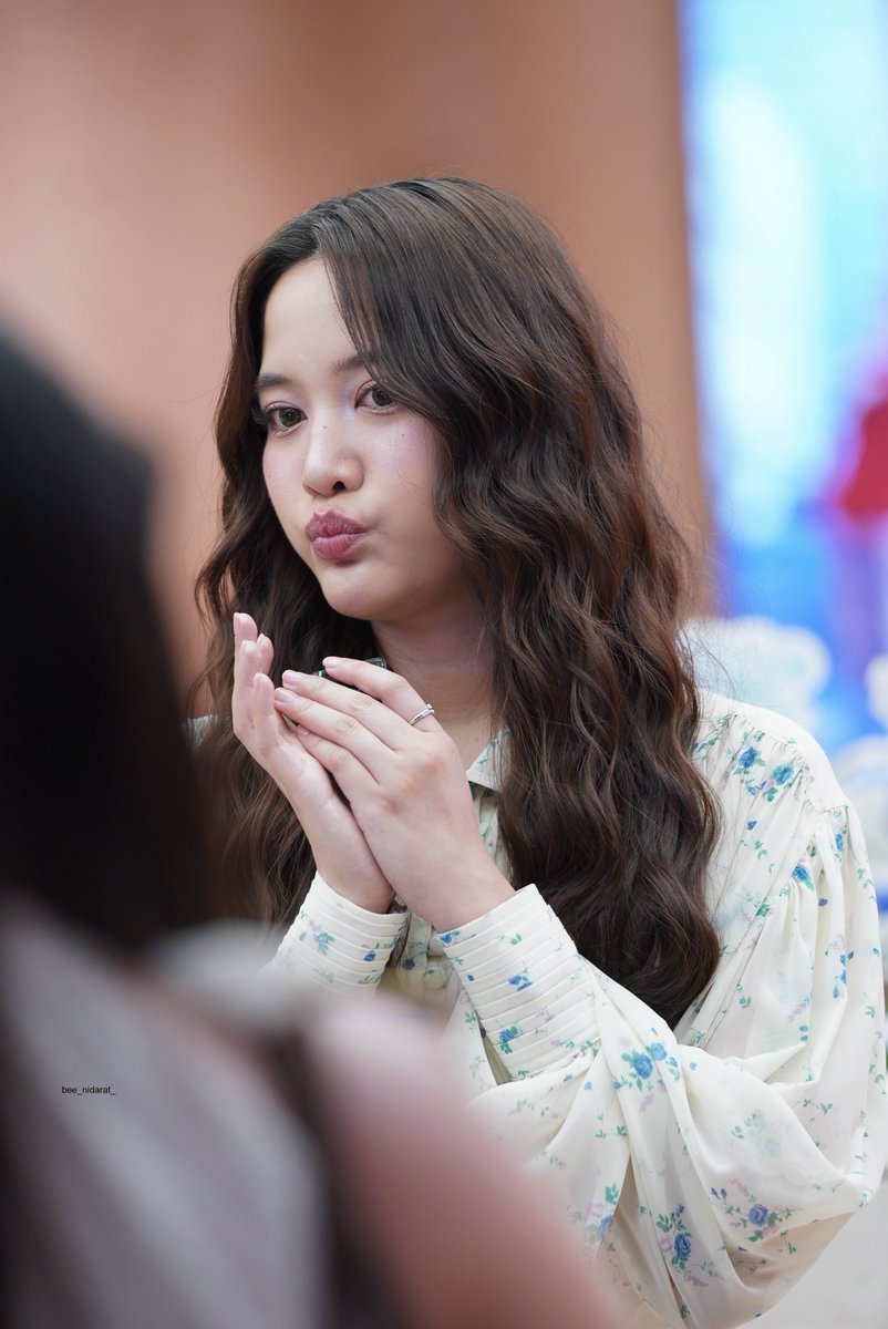 bee_nidarat_◡̈ GIRLFREEN tweet media