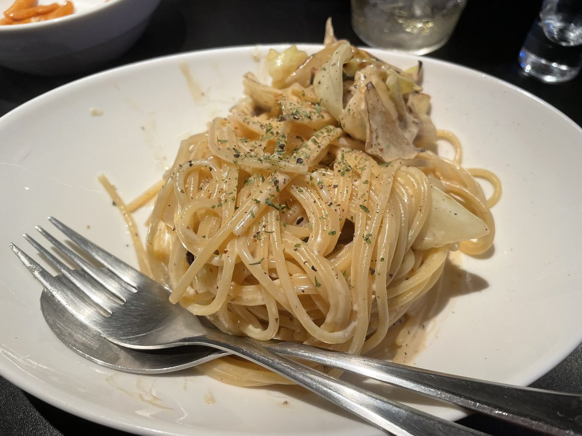 mittern's tweet photo. @morisuke2 オサレ風パスタ https://t.co/CkpcZRVt3h