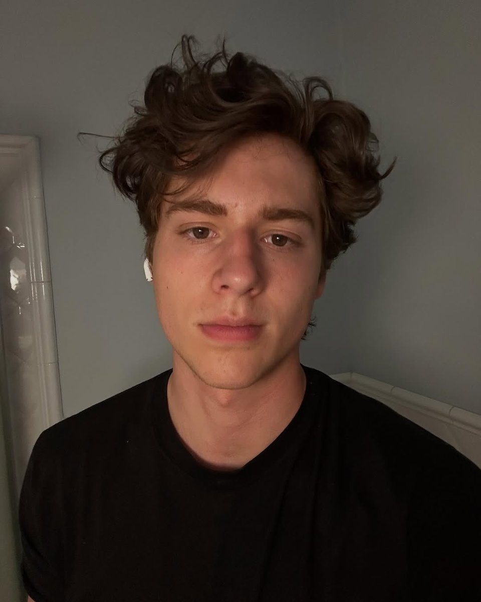 ๐๐ข๐๐ช๐๐ฅ๐ง๐ฆ: ๐๐๐๐ tweet media