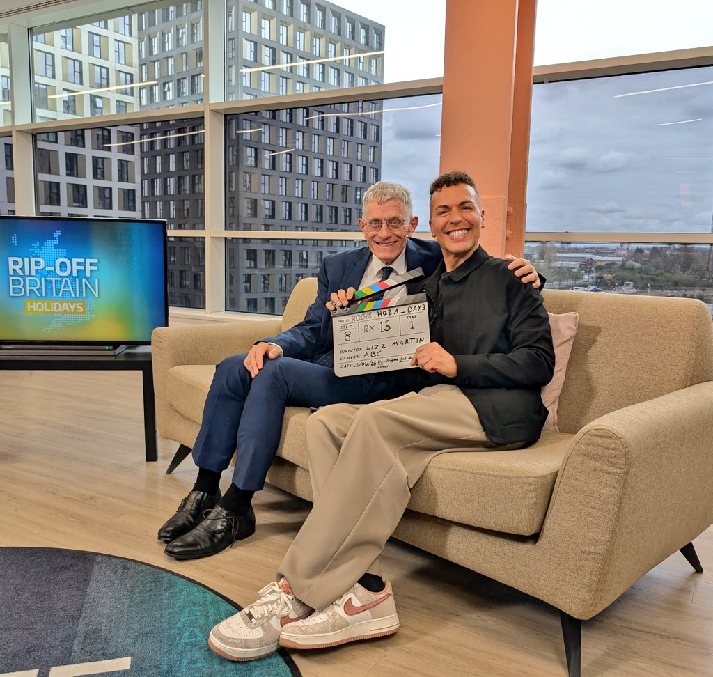 RobTravelExpert's tweet photo. Always fun filming with the THE #Travel Hero and true gent @SimonCalder 💜✈️ https://t.co/JeSuD82GK2