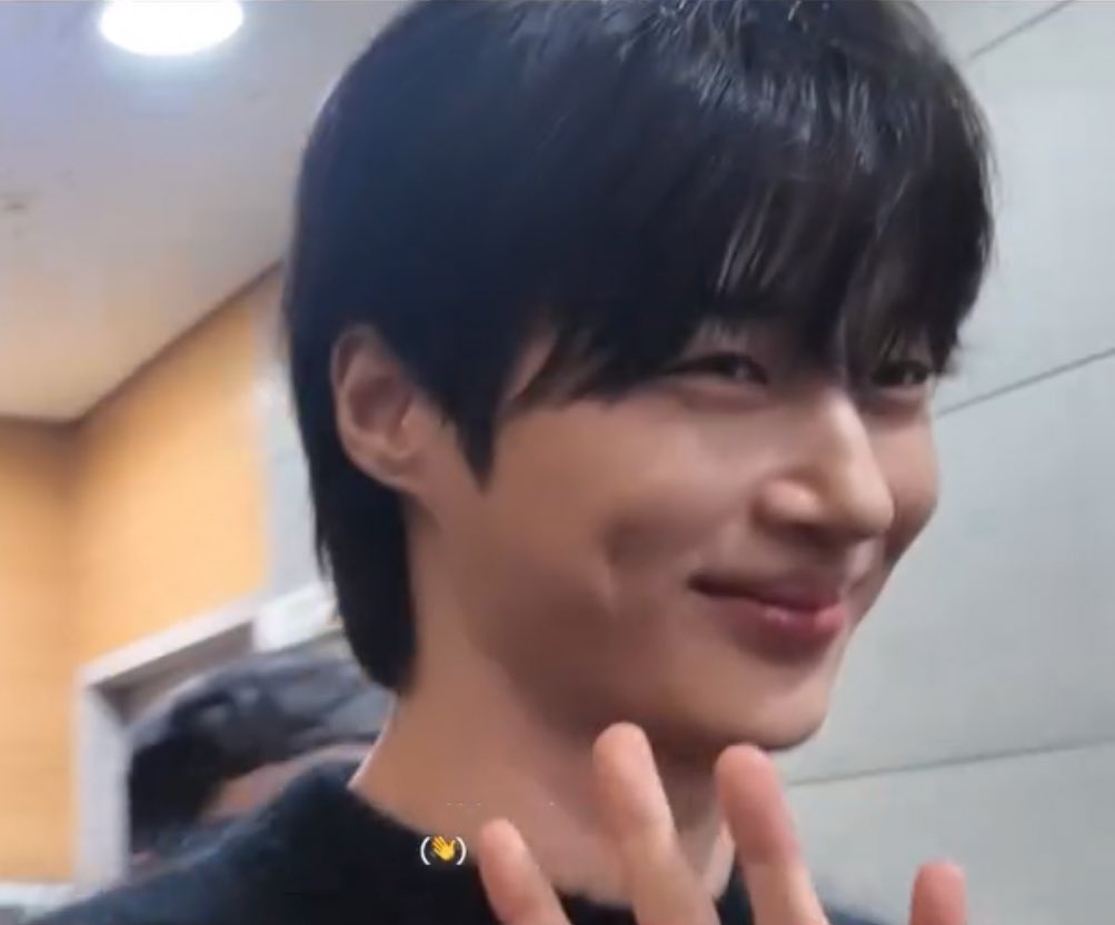 우석아카이브 tweet media