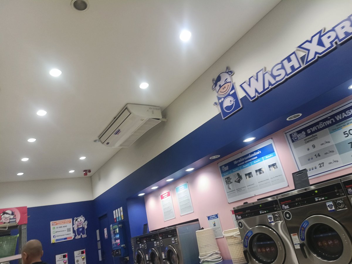 มาซักผ้าเป็นเพื่อนหน่อยจิ555

#หทัยราษฎร์ฝั่งสายไหม #สายไหม #หทัยราษฎร์ #ลำลูกกา