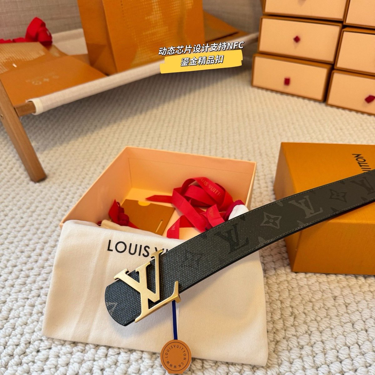 出售包包莆田鞋古驰香奈儿迪奥爱马仕LV路易威登芬迪博柏利巴宝莉香水鞋子眼镜皮带外套衣服项链皮带奢侈品 tweet media