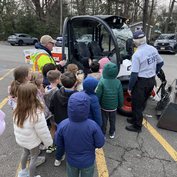 Coolidge School tweet media