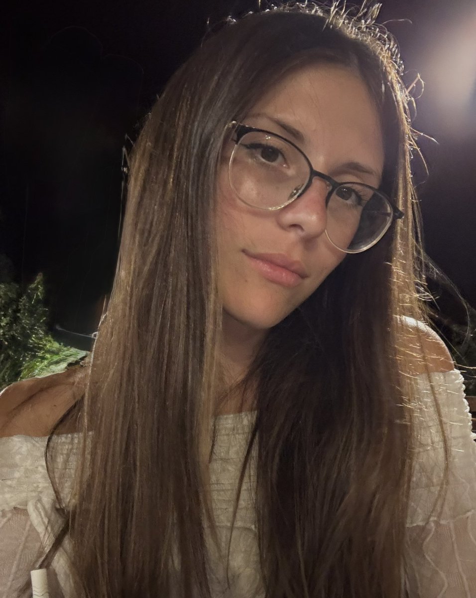 bumkiix's tweet image. same night, different angles

#SSD #42SD #SaiSelcaDay #셀카 #KYUNGMIN #경민 #투어스 #TWS @TWS_PLEDIS