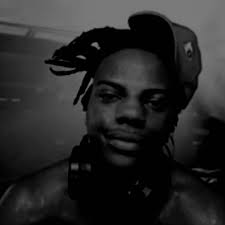 𝓼𝓽𝓻𝓾𝓰𝓰𝓵𝓮𝓻 tweet media